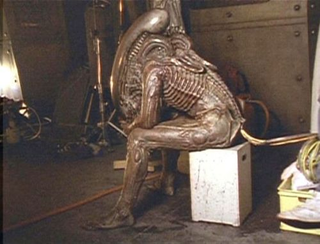 Illustration for article titled Behind-The-Scenes snaps from Ridley Scott's Alien reveal the real Xenomorph